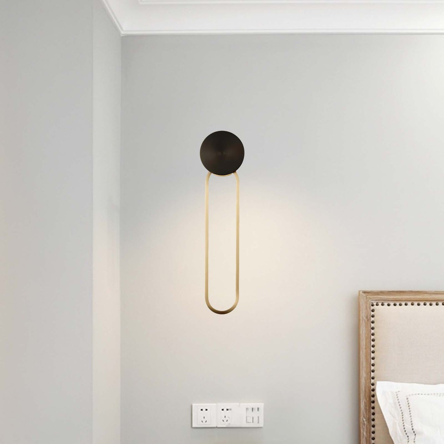 Simple Elliptical Modern Metal Wall Sconce