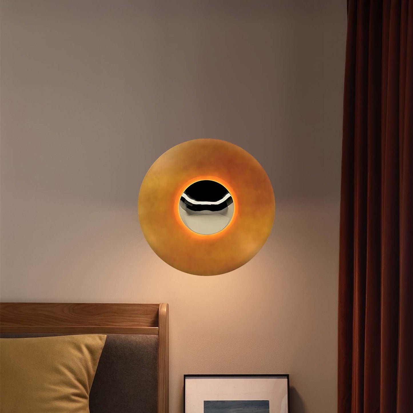 Simplicity Glow Eclectic Metal Wall Light