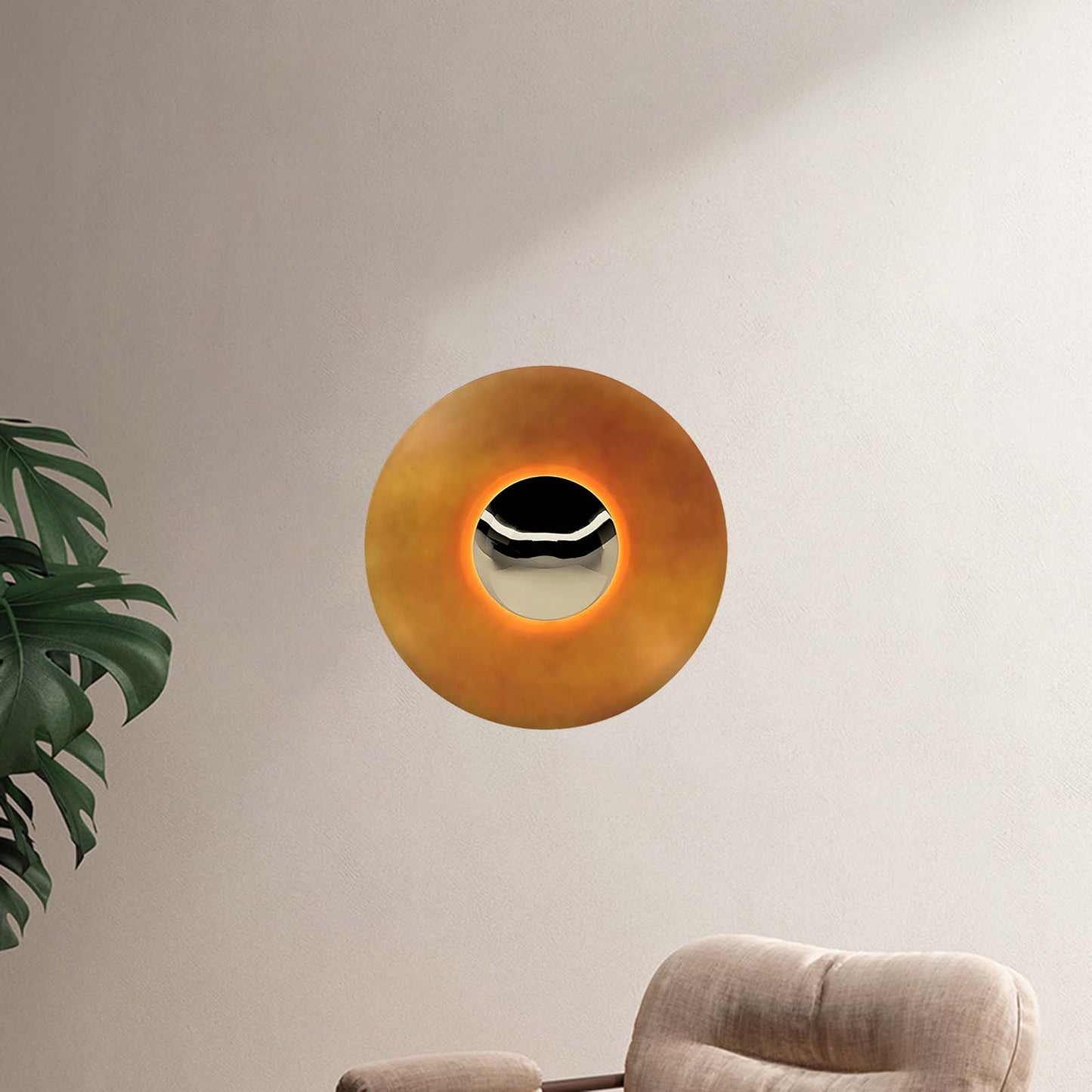 Simplicity Glow Eclectic Metal Wall Light