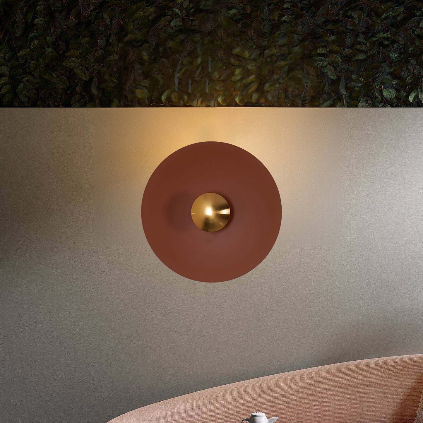 Simplicity Glow Eclectic Metal Wall Light