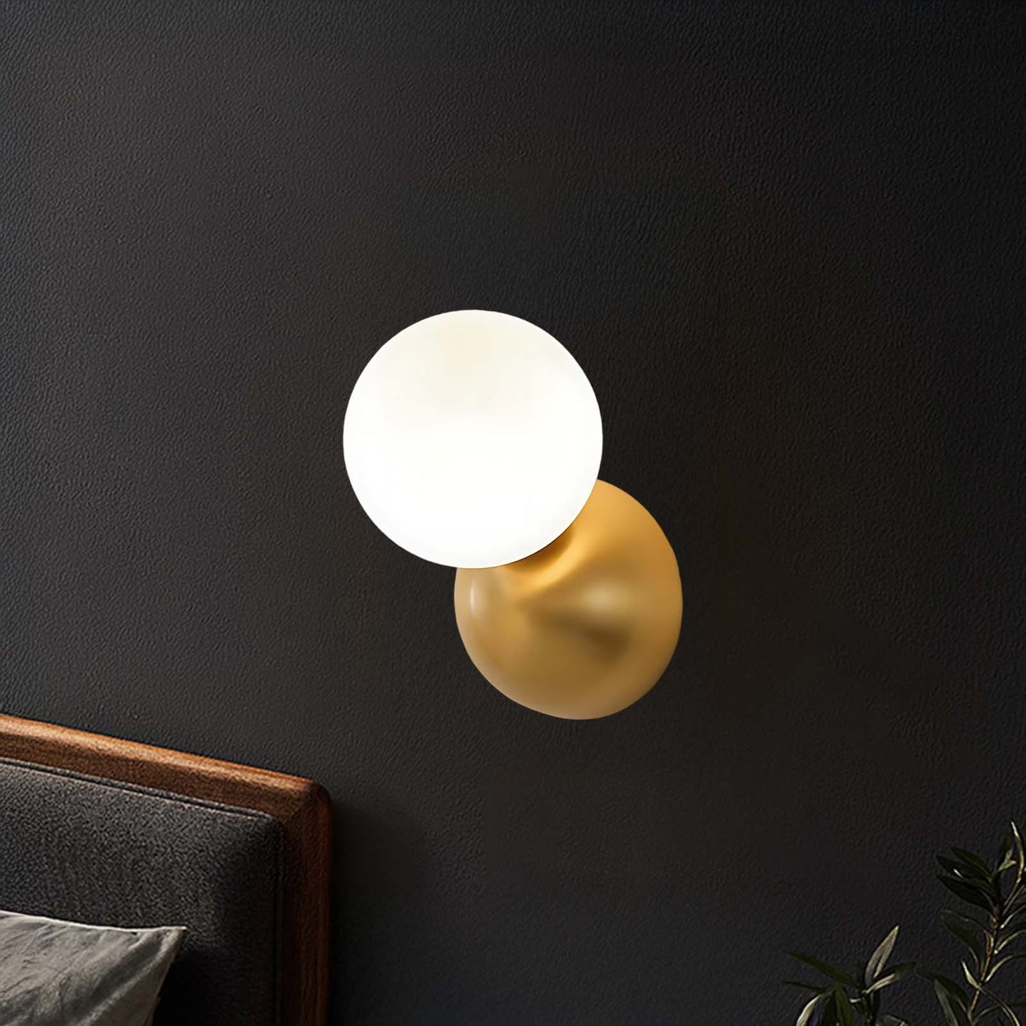 Single Globe Modern Crystal Wall Light