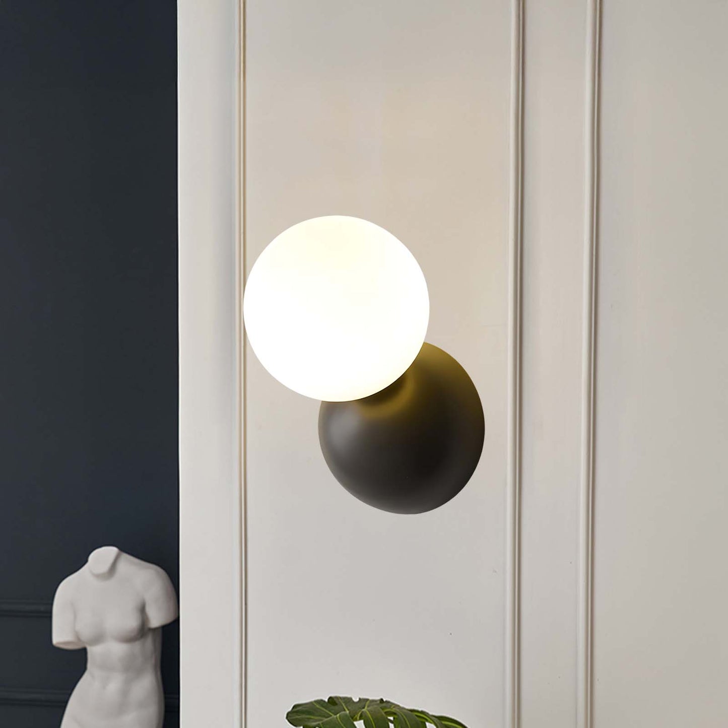 Single Globe Modern Crystal Wall Light