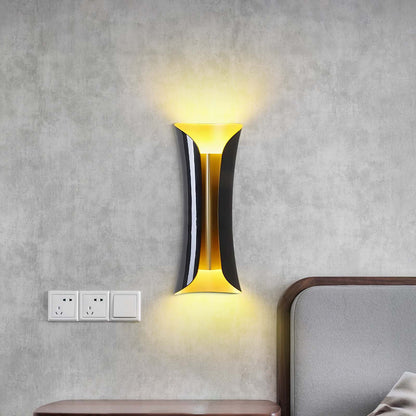 Small Waist Minimalist Metal Wall Lamp