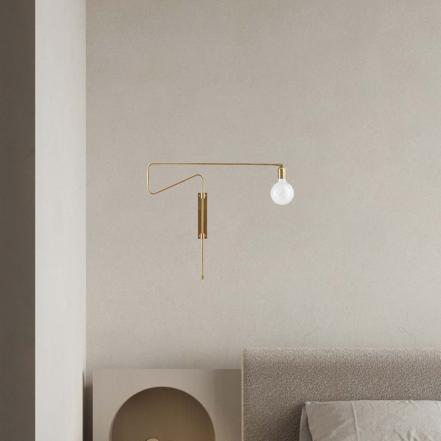 Swing Traditional Brass Wall Lamp