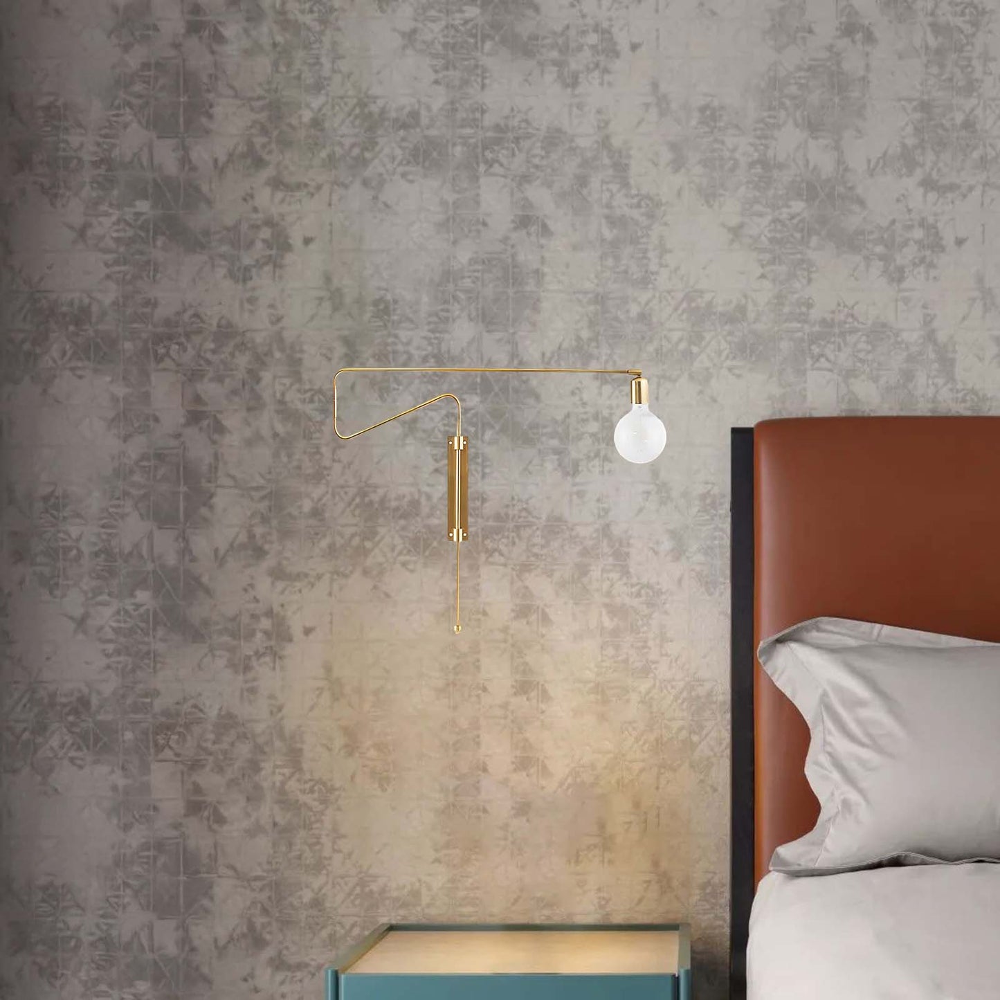 Swing Traditional Brass Wall Lamp