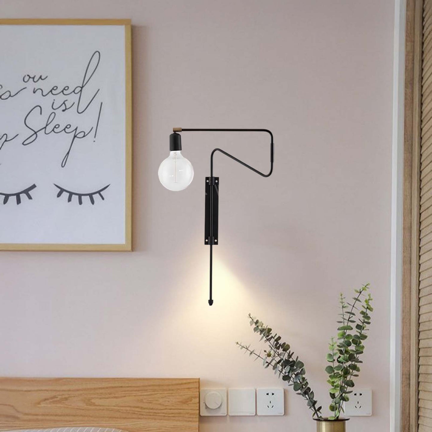 Swing Traditional Brass Wall Lamp