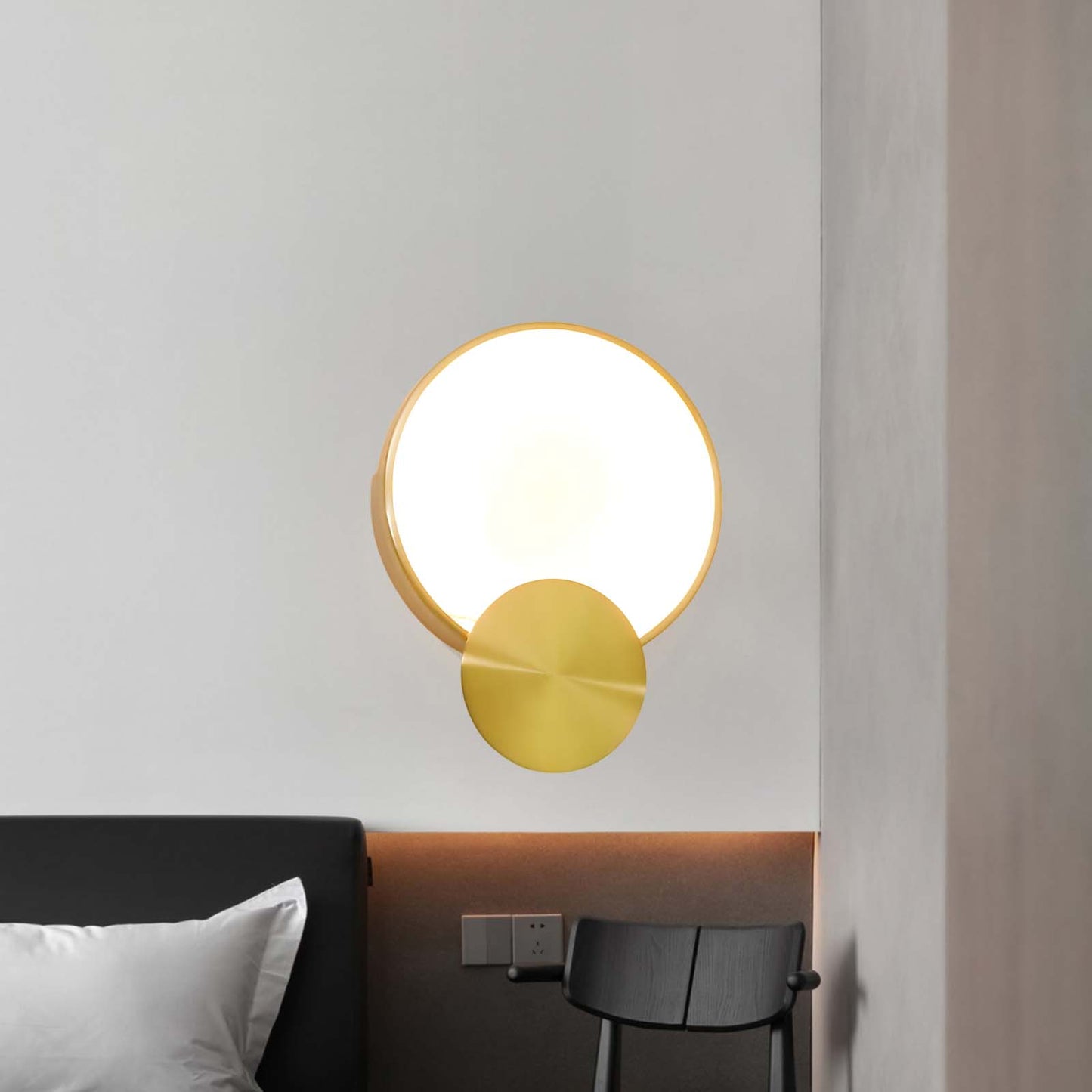 Terra Svet Modern Metal Wall Lamp