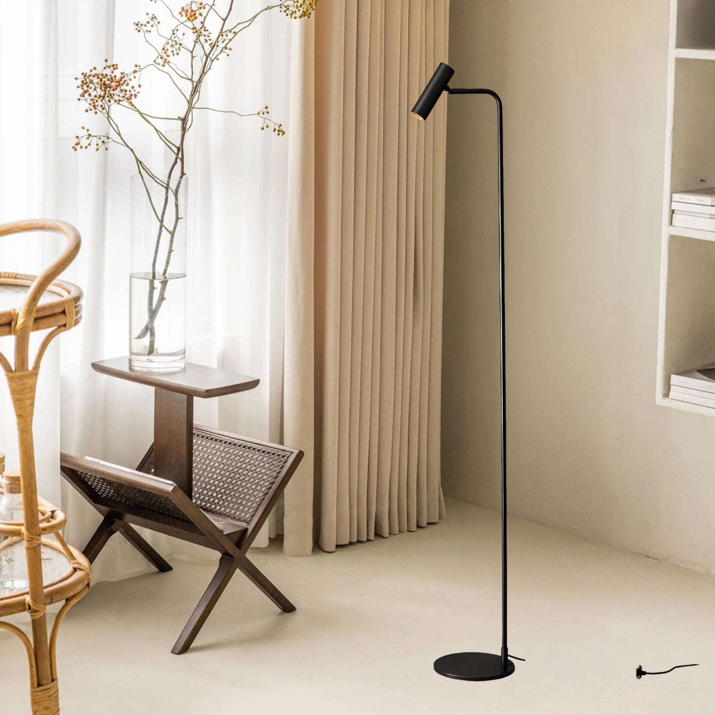 Torris Luxury Brass Floor Lamp