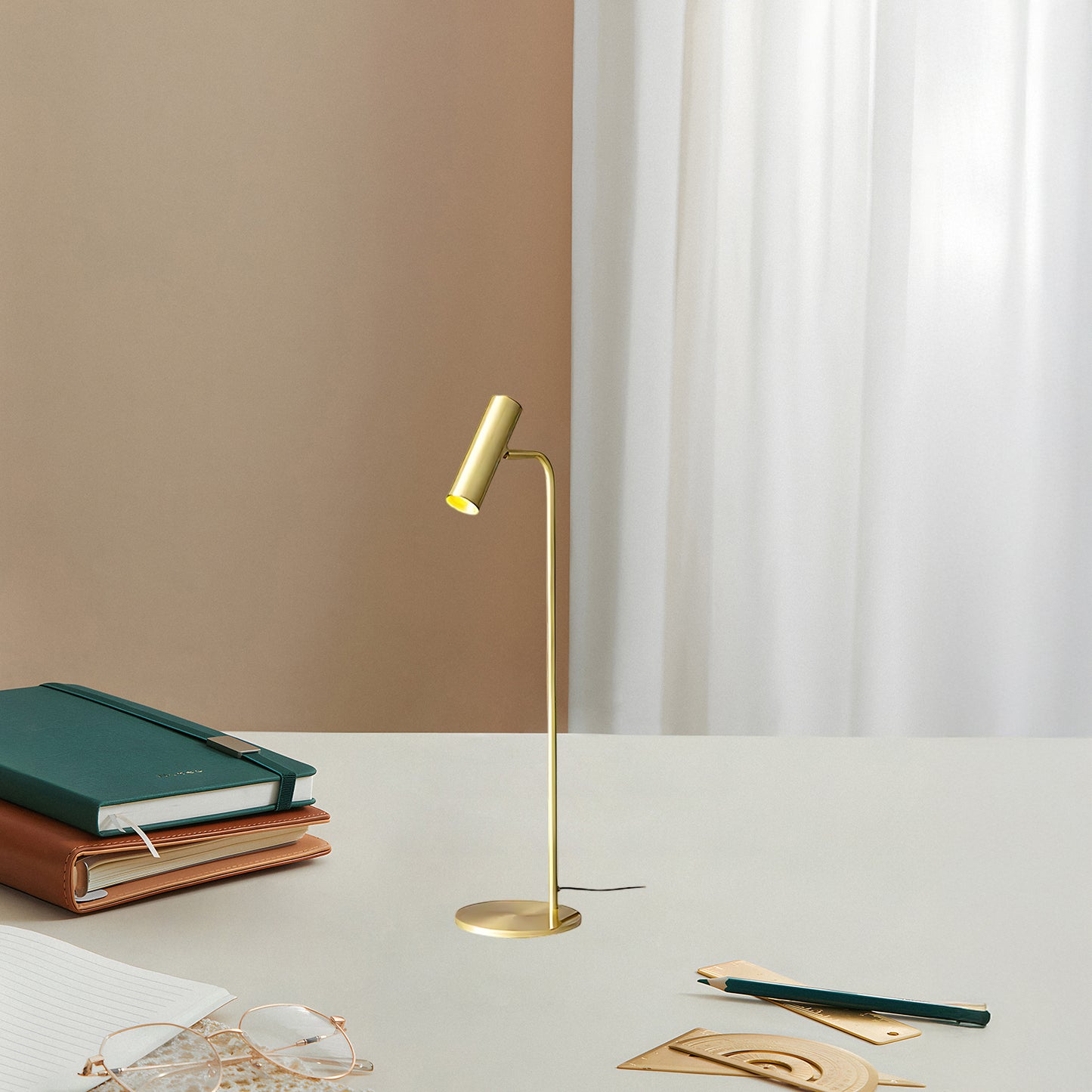 Torris Luxury Brass Table Lamp