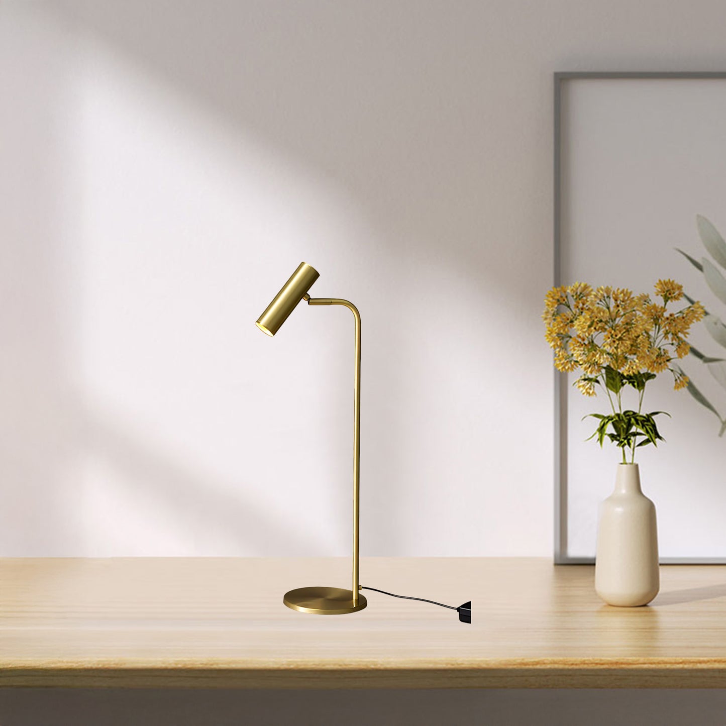 Torris Luxury Brass Table Lamp