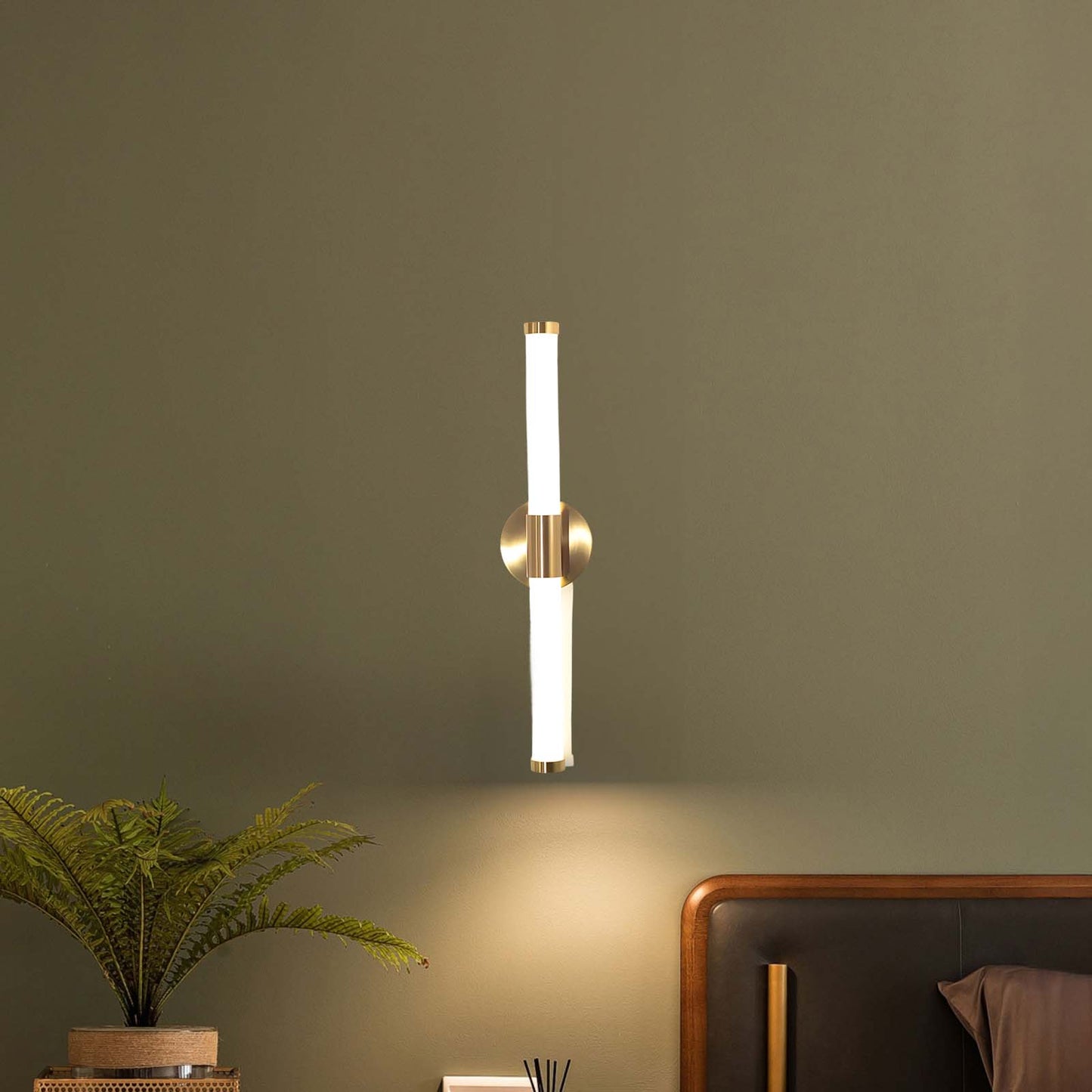 Tubo Linear LED Modern Metal Wall Lamp