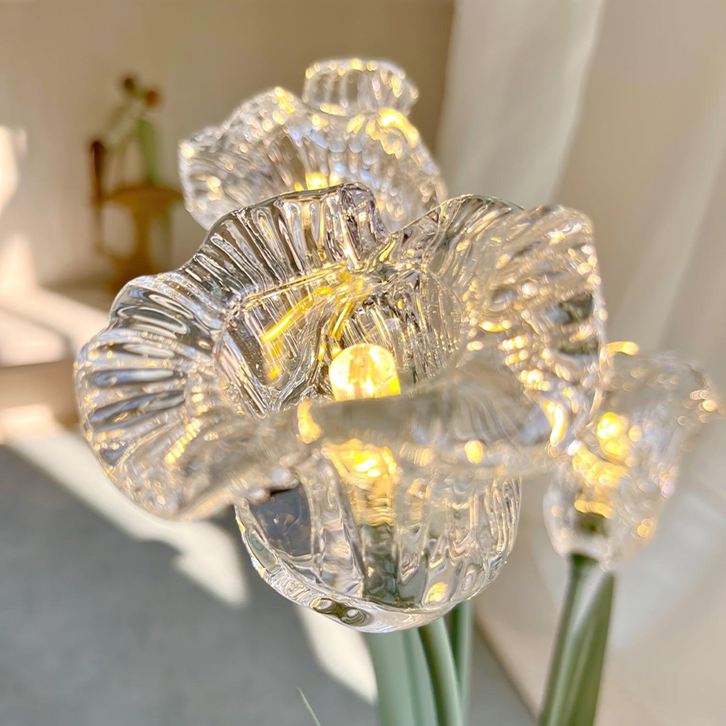 Tulip Flower Modern Crystal Table Lamp