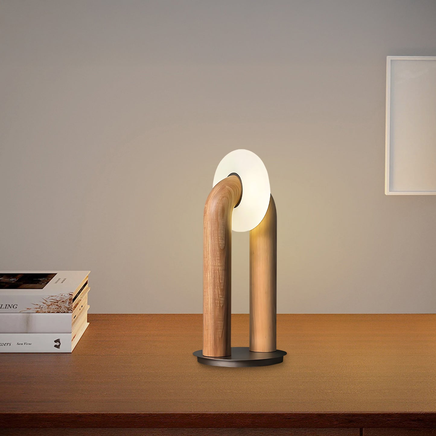 U-Shaped Xuanguang Eclectic Metal Table Lamp