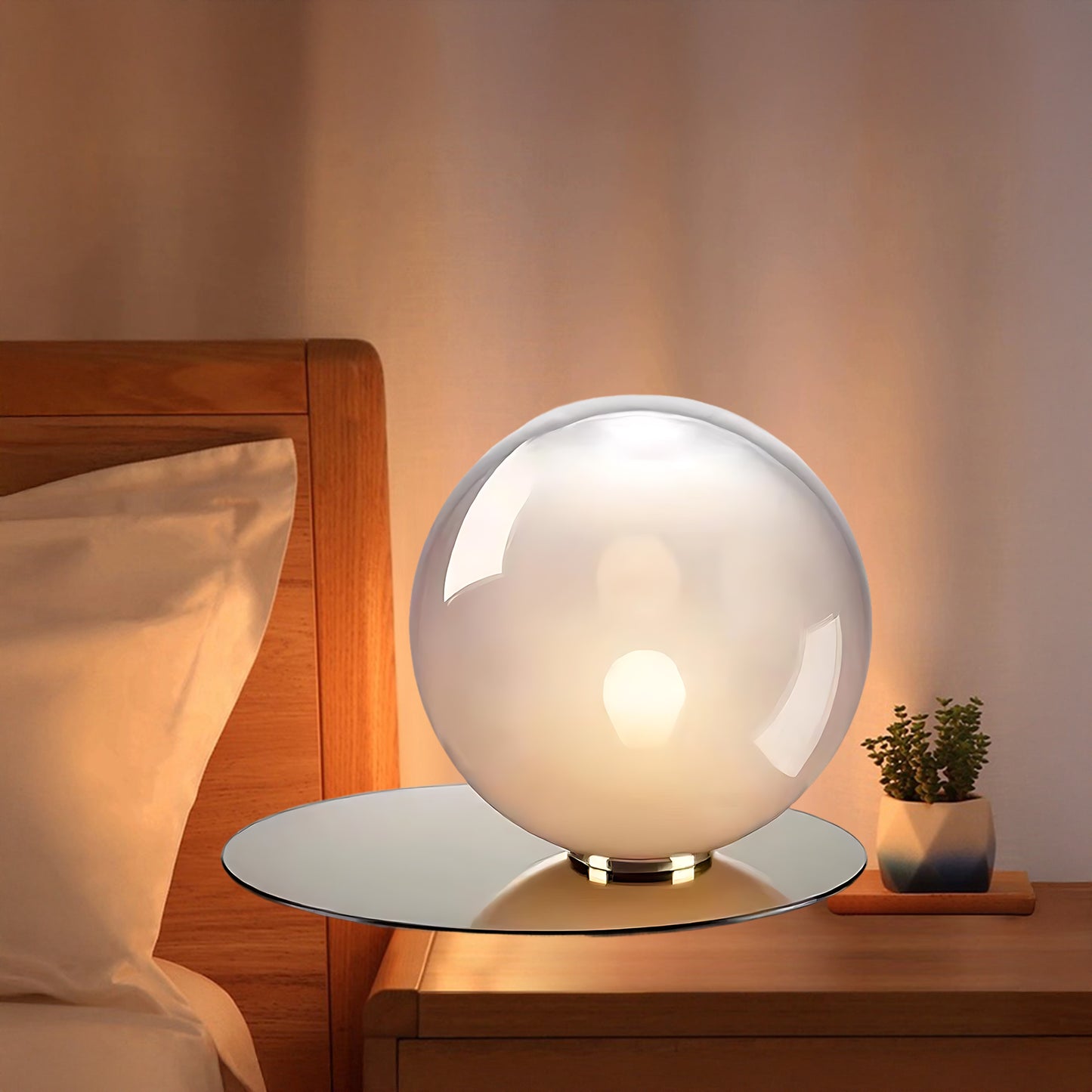 Umbra Traditional Crystal Table Lamp