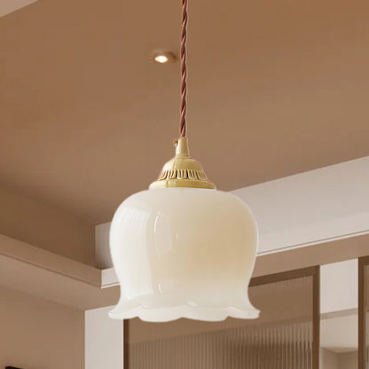 Valley flower Classic Brass Pendant Lamp