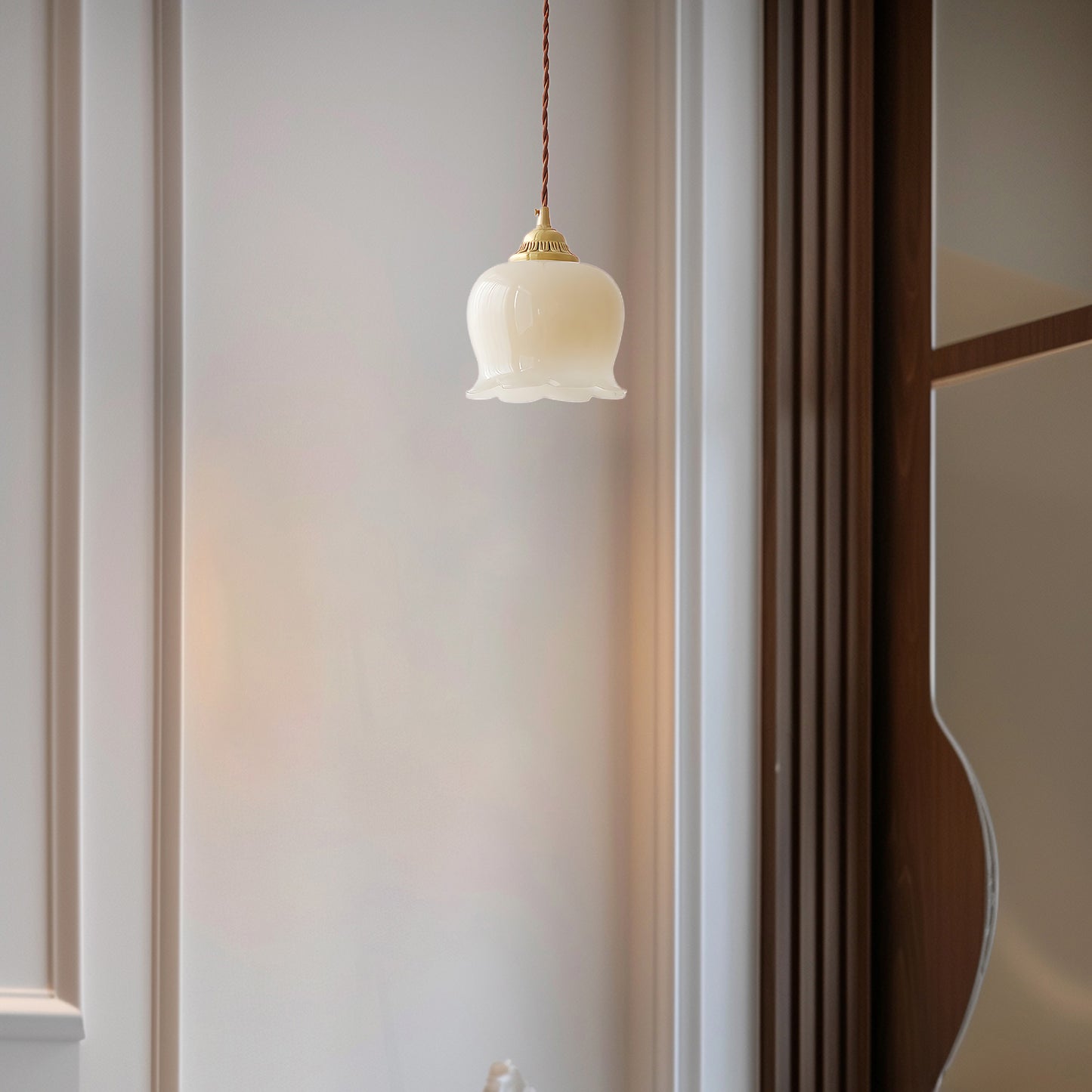 Valley flower Classic Brass Pendant Lamp