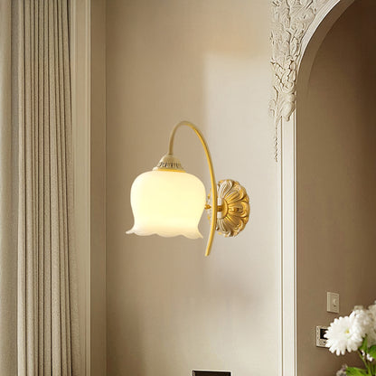 Valley Flower Classic Brass Wall Lamp