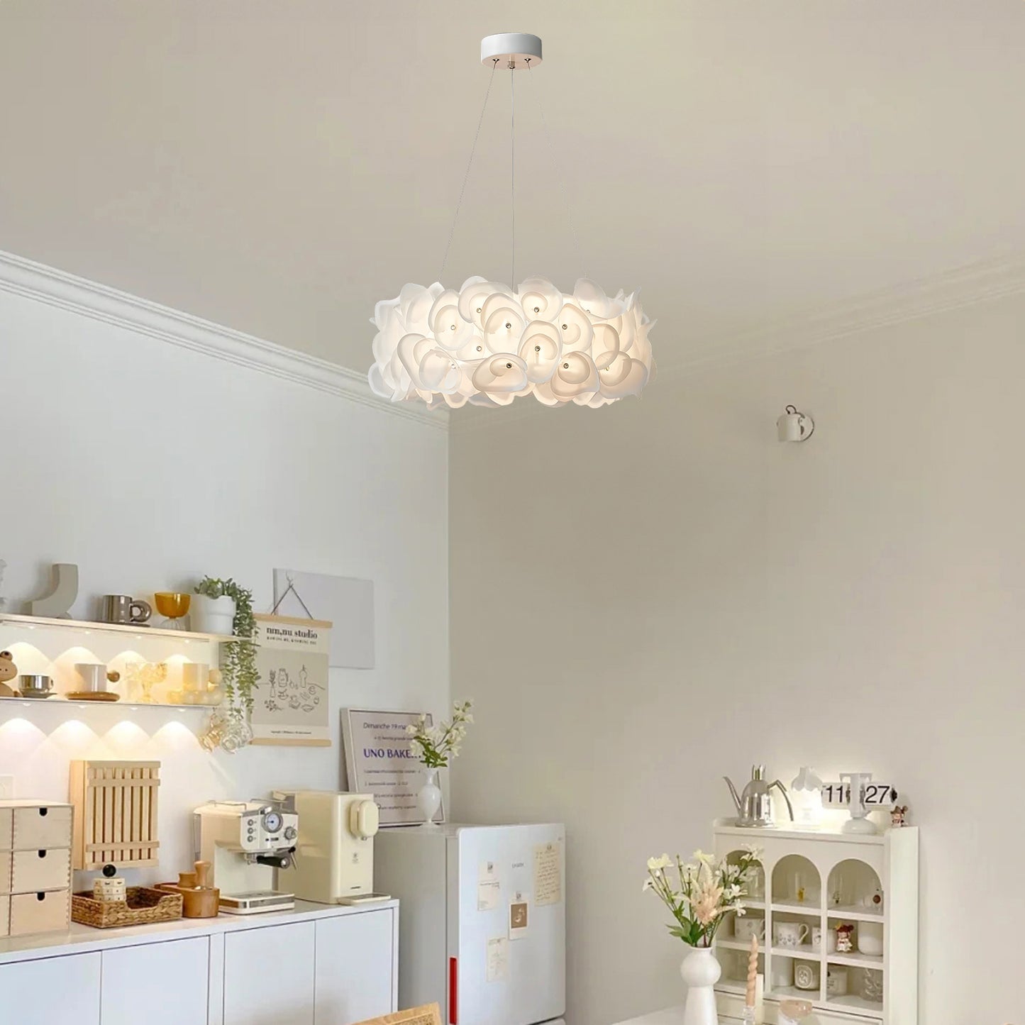 White Hydrangea Eclectic Metal Pendant Lamp