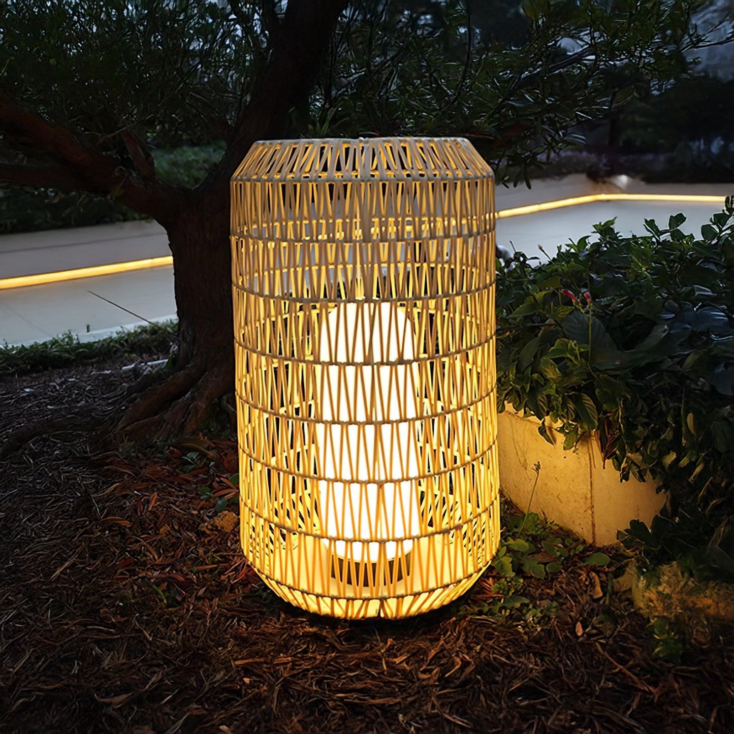 Woven Rattan Rustic Metal Outdoor Lamp