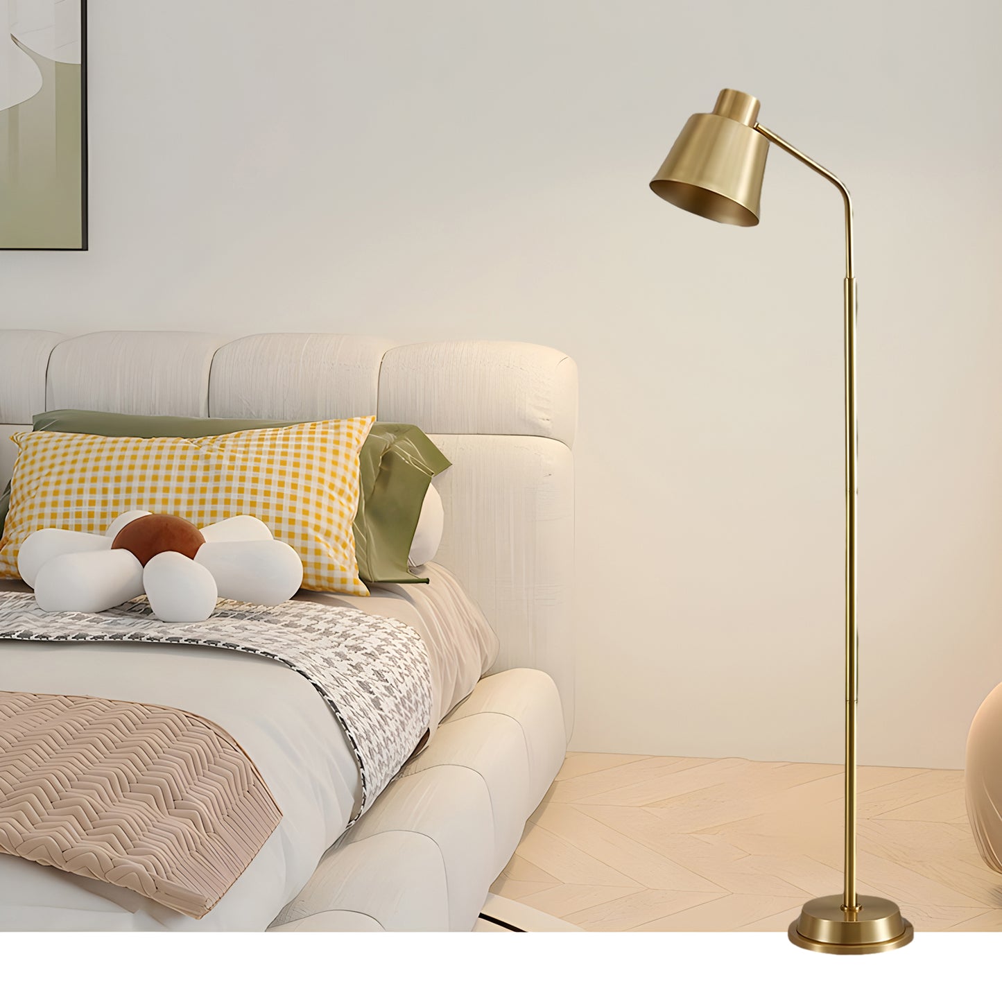 Zeid Minimalist Brass Floor Lamp